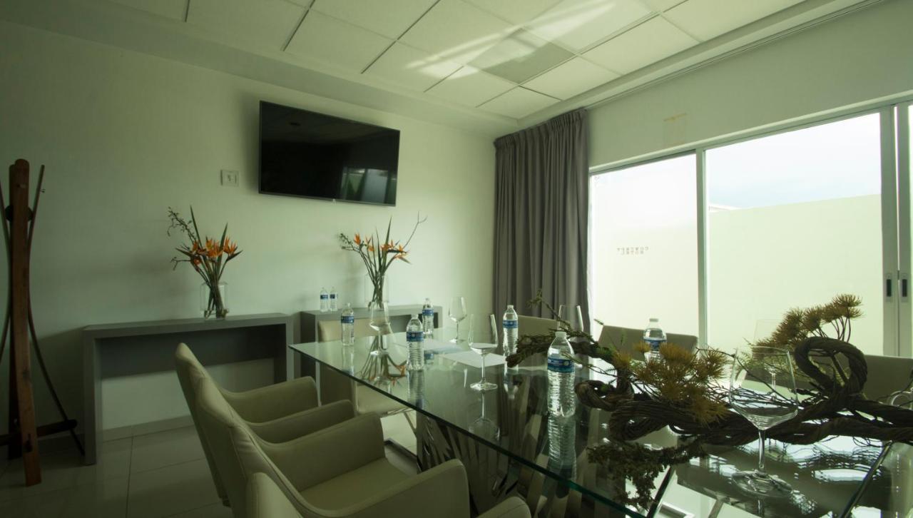 Concept Hotel Zamora de Hidalgo Exterior photo